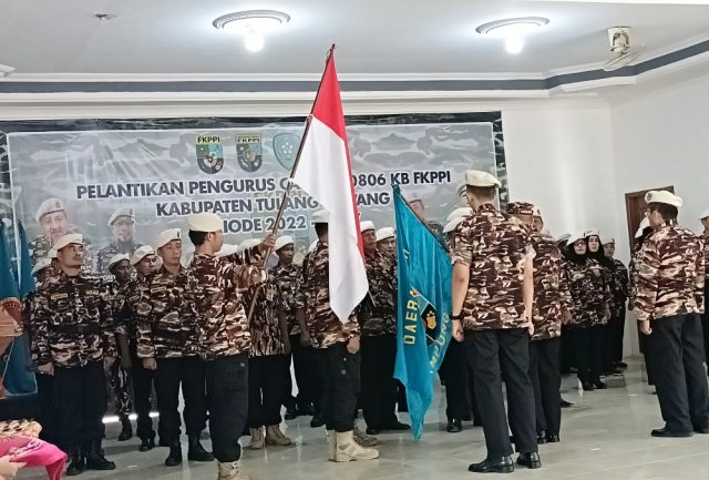 Picsart_22-12-22_19-42-09-174