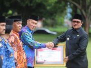 Pj. Bupati Nukman Pimpin Upacara Peringatan Hari Kopri, Kesehatan Nasional, PGRI dan Hari Cinta Puspa