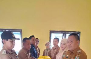 BAPENDA Way Kanan Serahkan DHKP dan SPPT PBB 2025 SE Kecamatan Negeri Agung