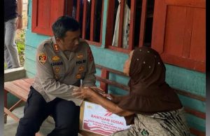 Jelang Hari Bhayangkara Ke-79, Kapolres Way Kanan dan PJU Gelar Bansos Bagikan Paket Sembako
