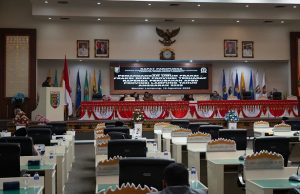 Rapat Paripurna DPRD, Sampaikan Catatan Strategis Raperda Perubahan APBD Lampung 2025