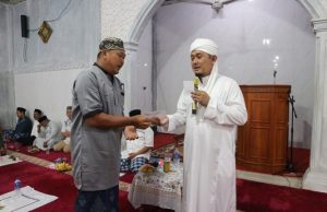Anggota DPRD Puji Sartono Isi Tausiyah Peringatan Isra Mi’raj di Masjid Ar-Rahman Jatimulyo