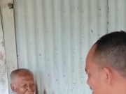 Jum’at Berkah ke-102, SMSI Tuba Salurkan Sembako ke Lansia Sebatang Kara di Tritunggal Jaya